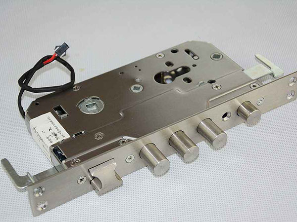 卡若24小时上门开锁公司