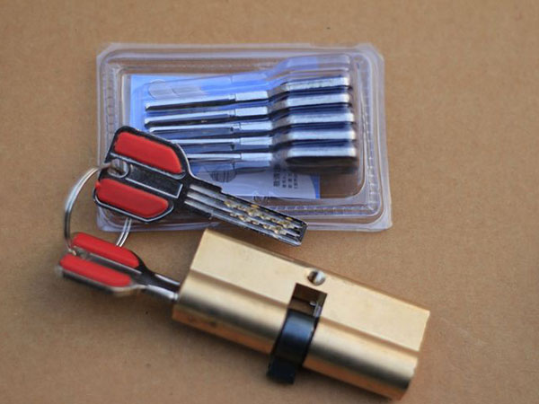 卡若24小时上门开锁公司