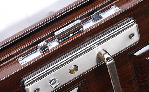 卡若24小时上门开锁公司